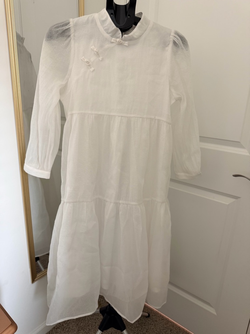 White Qi Pao
